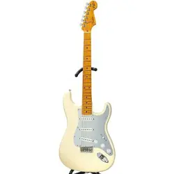 FENDER USED NILE RODGERS HITMAKER STRATOCASTER (OLYMPIC WHITE M) SN. HR00168