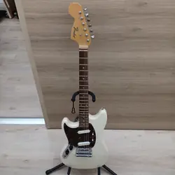 FENDER MG69-85L