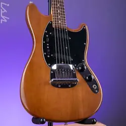1975 FENDER MUSTANG MOCHA