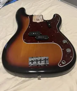 2022 FENDER PLAYER SERIES PRECISION BASS BODY LOADED