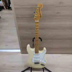 USED FENDER JAPAN ST72-140YM ELECTRIC GUITAR