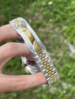 SEIKO MOD SUB 40MM TWO TONE BLUE GOLD HOMAGE