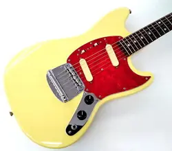 FENDER JAPAN MG69-65 USED BASSWOODBODY MAPLENECK ROSEWOOD FINGERBOARD W/GIG CASE