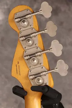 FENDER FLEA JAZZ BASS ROAD WORN FADED SHELL PINK