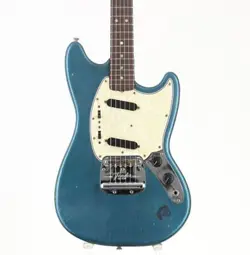 FENDER MUSTANG 1966 REFINISH