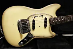 ELECTRIC GUITAR FENDER 1977-78 MUSTANG ANTIGUA MUSTANG CREAM WHITE MADE IN USA