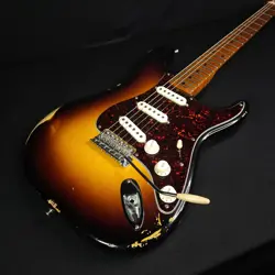 REISSUE STRATOCASTER ROASTED