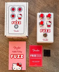 FUZZ PEDAL WHITE