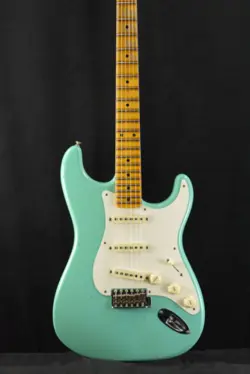 FENDER CUSTOM SHOP LTD ED '57 STRATOCASTER RELIC FADED AGED SEAFOAM GREEN