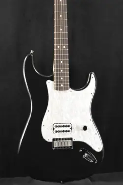 FENDER LIMITED EDITION TOM DELONGE STRATOCASTER BLACK ROSEWOOD FINGERBOARD