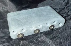 FENDER MEXICAN STANDARD STRATOCASTER TREMOLO SUSTAIN BLOCK