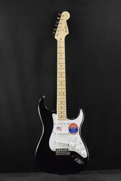 FENDER ERIC CLAPTON STRATOCASTER BLACK MAPLE FINGERBOARD