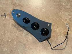 FENDER AMERICAN PROFESSIONAL II JAZZ BASS CONTROL PLATE POTS KNOBS