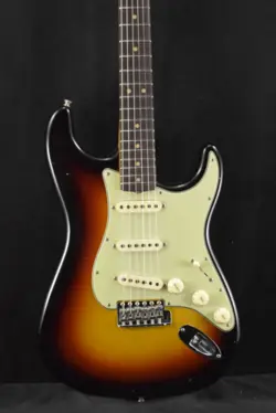 FENDER LTD ED '64 STRATOCASTER JOURNEYMAN RELIC WITH CLOSET CLASSIC HARDWARE -