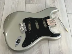 2006 FENDER CLASSIC 60S INCA SILVER STRATOCASTER HSH BODY W BRIDGE USA PICKGUARD