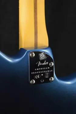 JAZZMASTER LEFT-HAND DARK