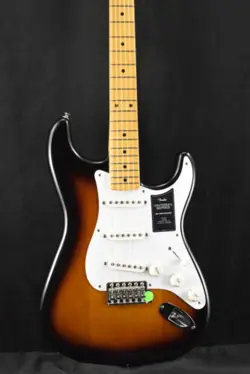 FENDER VINTERA II '50S STRATOCASTER 2-COLOR SUNBURST MAPLE FINGERBOARD