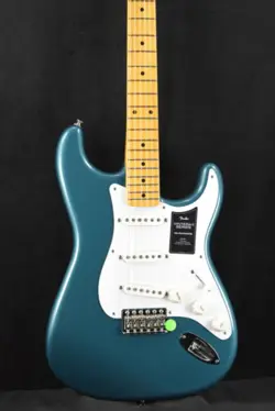 FENDER VINTERA II '50S STRATOCASTER OCEAN TURQUOISE MAPLE FINGERBOARD