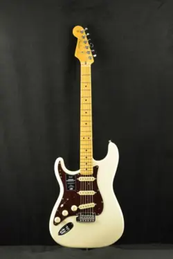 STRATOCASTER LEFT-HAND OLYMPIC