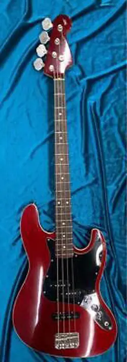 ELECTRIC BASS GUITAR FENDER AERODYNE JAZZ CRAFTED IN JAPAN RED