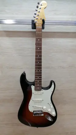 USED FENDER USA AMERICAN DELUXE N3 ELECTRIC GUITAR