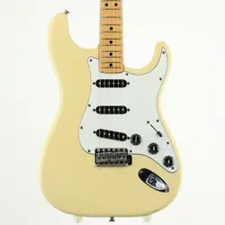 STRATOCASTER WHITE [SN