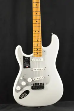 FENDER AMERICAN ULTRA II STRATOCASTER LEFT-HAND AVALANCHE MAPLE FINGERBOARD
