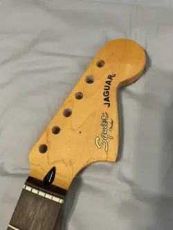 GUITAR NECK SQUIER JAGUAR 22 FRETS MAPLE ROSE WOOD USED