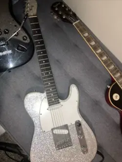 CUSTOM FENDER TELECASTER