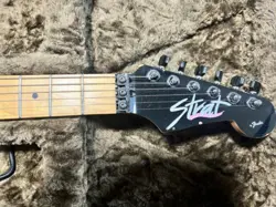 METAL STRATOCASTER