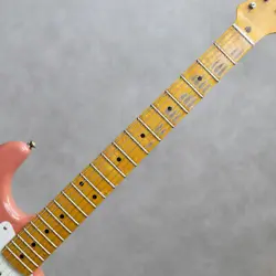 LIMITED TOMATILLO STRATOCASTER