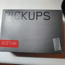 STRATOCASTER/STRAT GUITAR WHITE