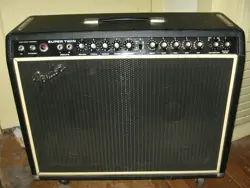 1975 FENDER SUPER