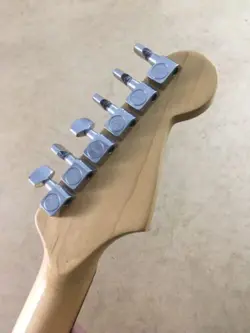 FENDER LEFTY STANDARD