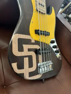 5-STRING BASS SAN