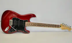 2018 FENDER STRATOCASTER HSS PAU FERRO CANDY RED BURST MIM NEAR MINT