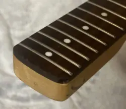 2004 FENDER STARCASTER