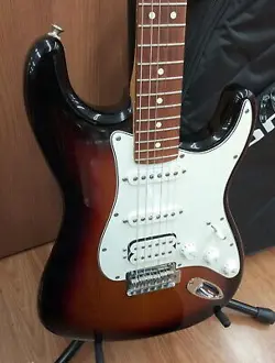 FENDER MEXICO PLAYER STRATOCASTER USED 2019 ROSEWOOD FINGERBOARD W/GIG CASE