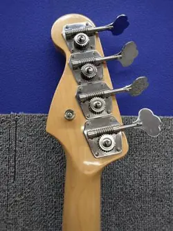 FENDER USA PRECISION BASE TYPE AM VIN 62 PB DKR