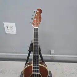UKULELE NATURAL