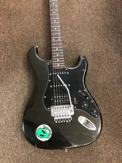 MIJ HSS STRATOCASTER
