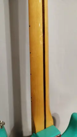 FENDER MODEL NUMBER: AMERICAN VINTAGE II 1957 STRAT ELECTRIC