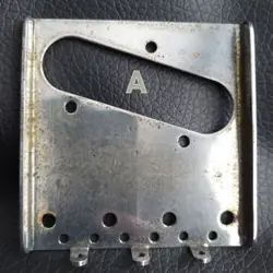 VINTAGE/MODERN TELECASTER TELE 3-SADDLE BRIDGE PLATE FOR FENDER *AGED² (A)