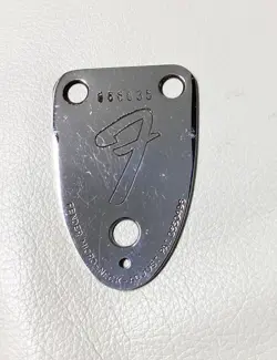 HOLE NECK PLATE