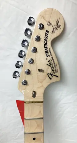 2024 USA FENDER YNGWIE MALMSTEEN STRATOCASTER NECK TUNERS STRAT SCALLOPED MAPLE