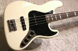 WHITE- USED NO.DG616