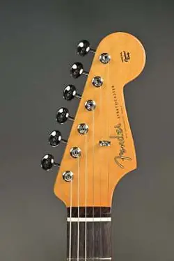 FENDER VINTERA II 60S STRATOCASTER ROSEWOOD OLYMPIC WHITE