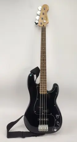 FENDER SQUIER PRECISION BASS AFFINITY SERIES BLACK W/ BAG