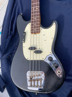 FENDER MUSTANG BASS 1966