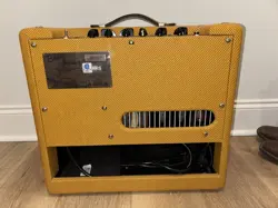 COMBO AMPLIFIER LACQUERED